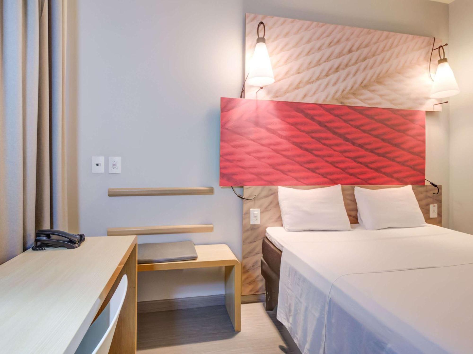 Ibis Paranagua Exterior photo