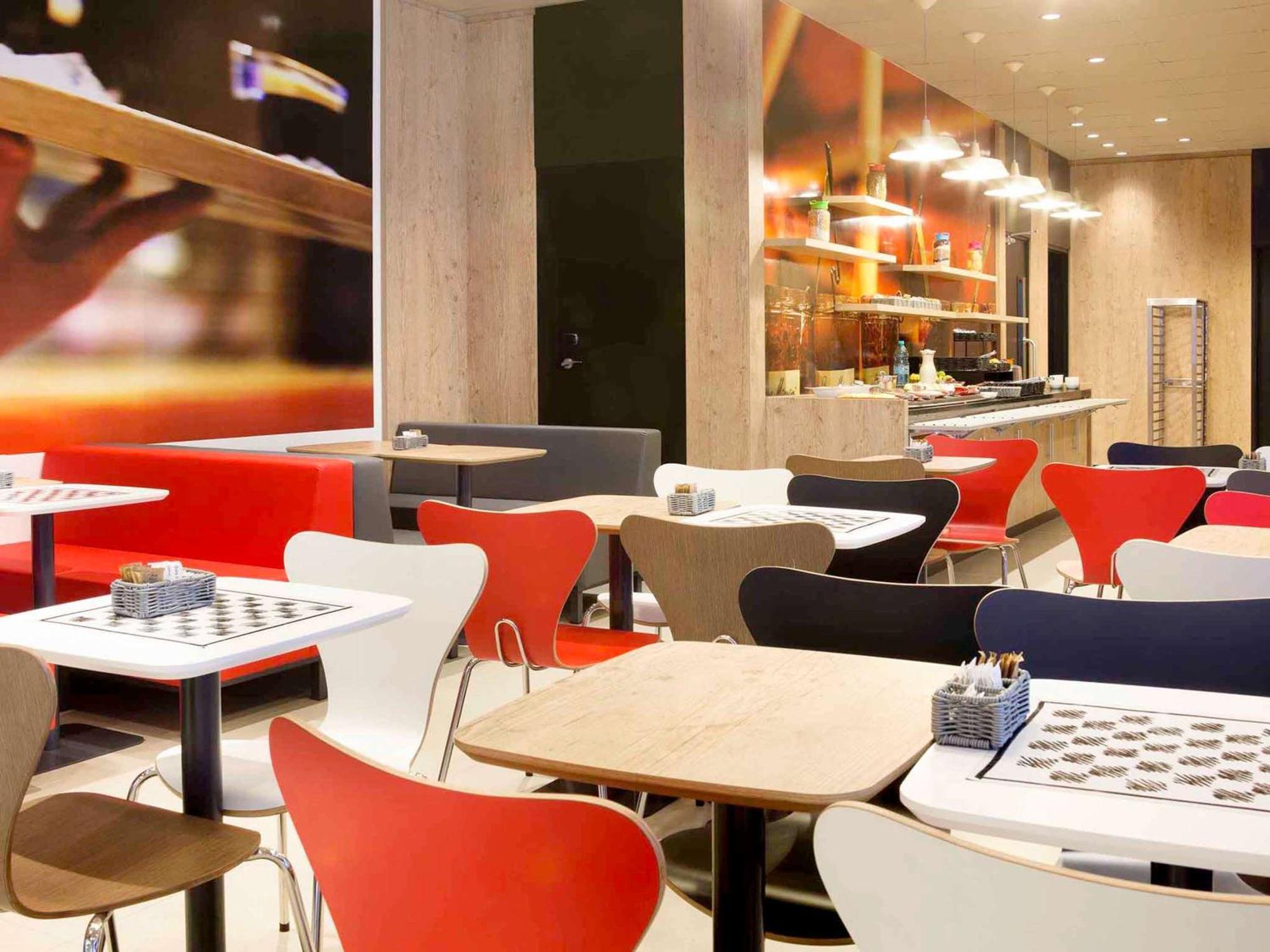 Ibis Paranagua Exterior photo