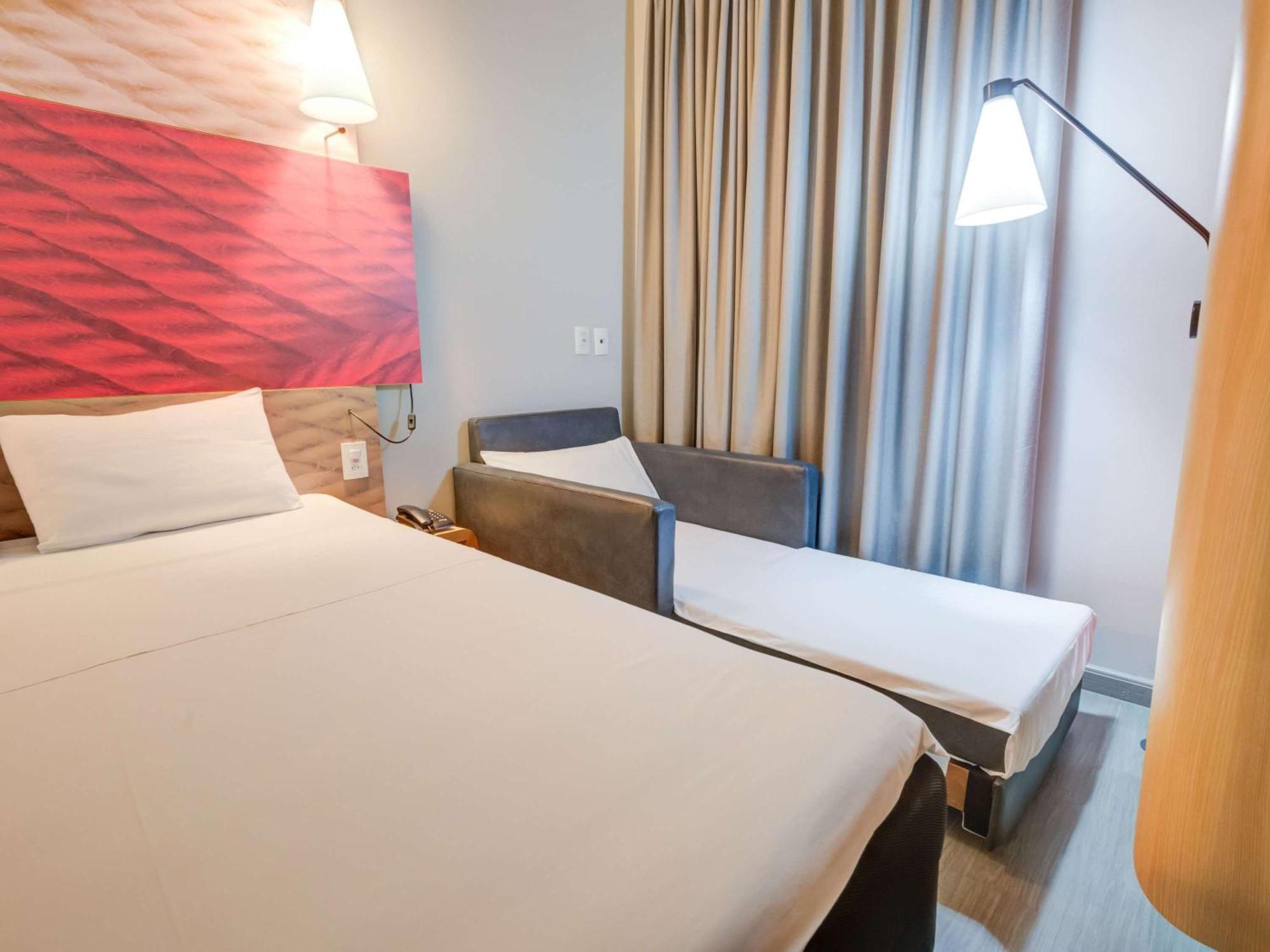 Ibis Paranagua Exterior photo
